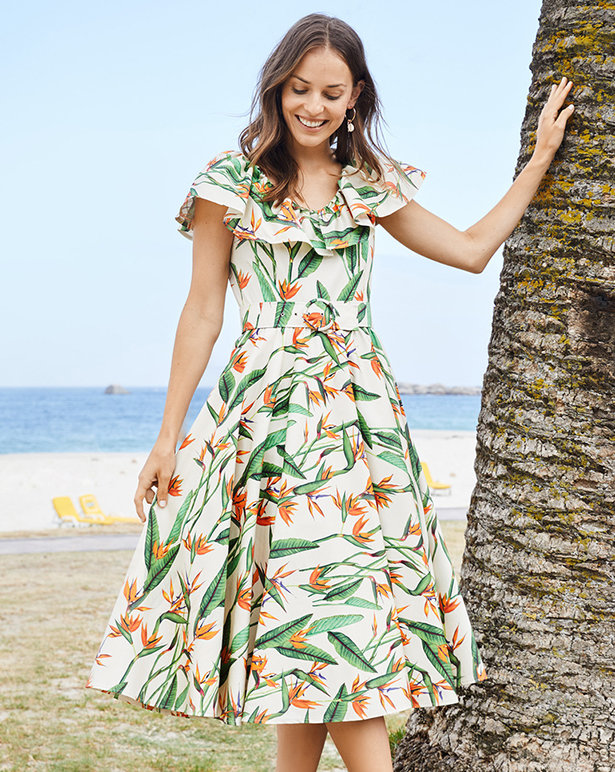 Retro_burda_dress_pattern_main_large