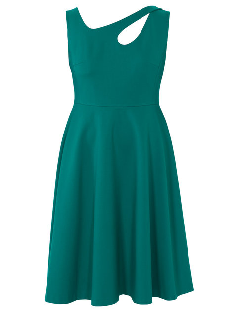 A-Line Dress (Plus Size) 06/2016 #135 – Sewing Patterns | BurdaStyle.com