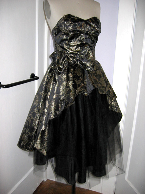 Black and Gold Prom Dress – Sewing Projects | BurdaStyle.com