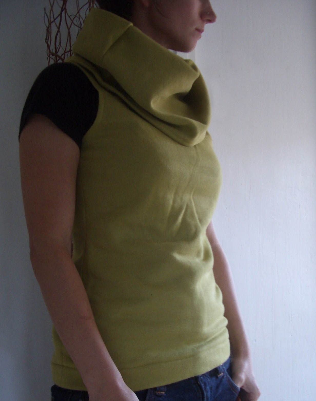 Sleeveless cowl/funnel neck Sewing Projects