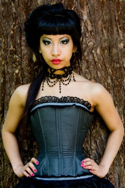 Gray_corset_large