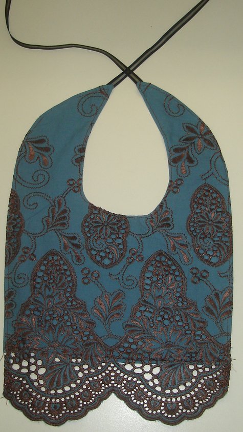 Blue_bib_large