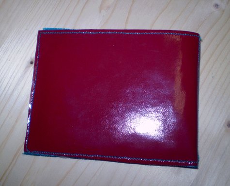 Closed_wallet_large