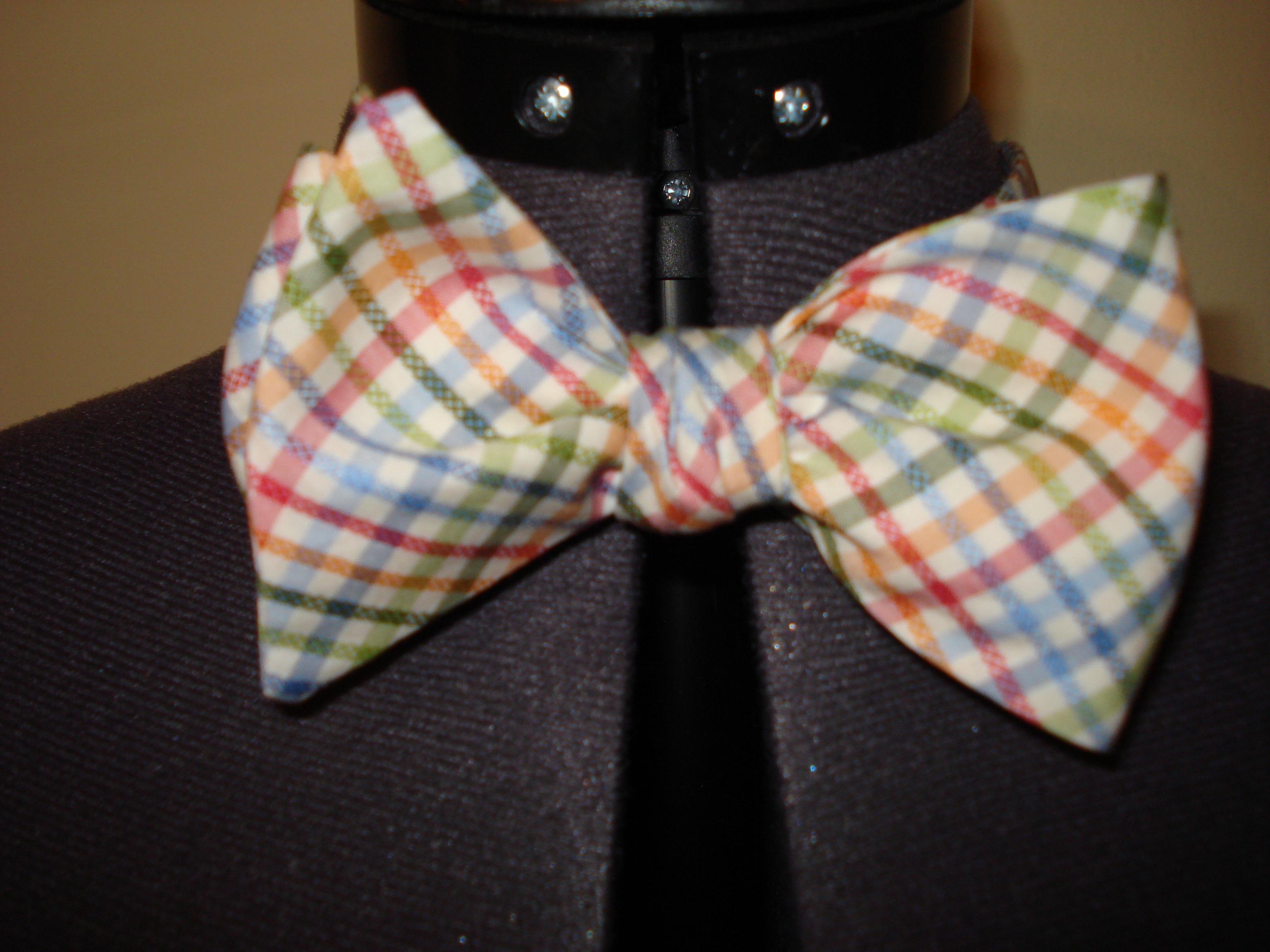 Bow Tie (With button adjustment) Sewing Projects