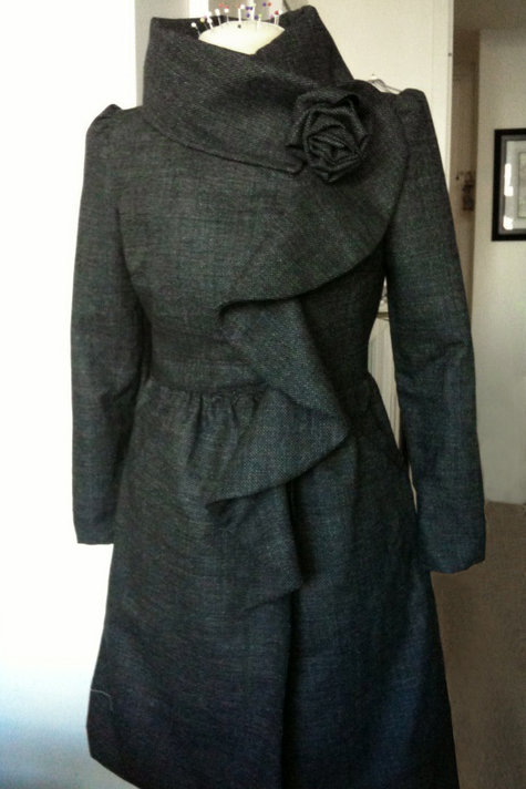 Flower_ruffle_coat_large