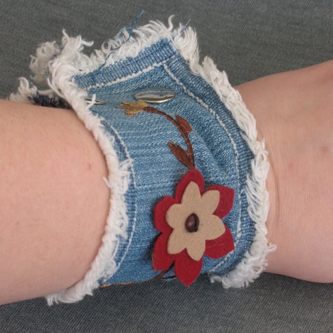 Denim_cuff_4_large