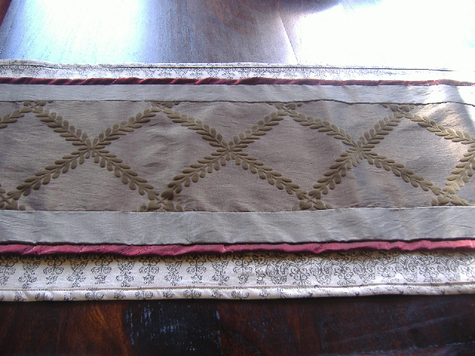 Tablerunner1_large