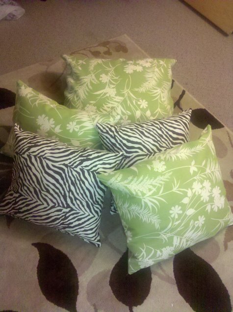Pillowws_large
