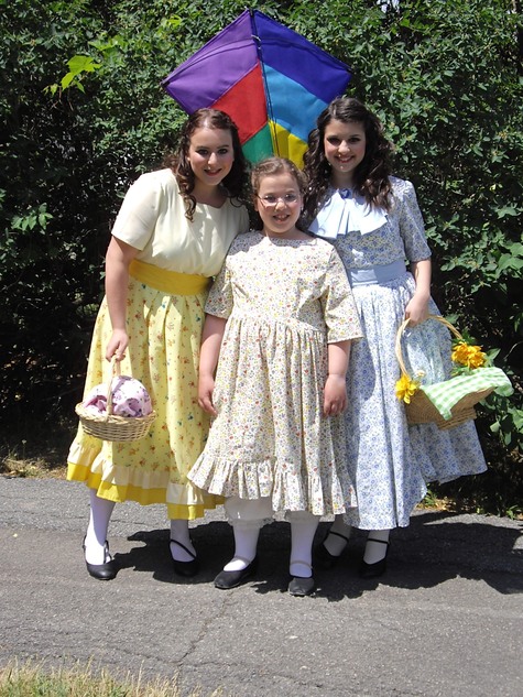 3_lovely_girls_large