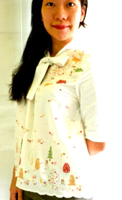 Goldilocks_bow_blouse_large