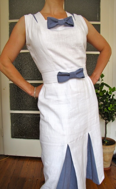 The_other_1935_linen_3_large