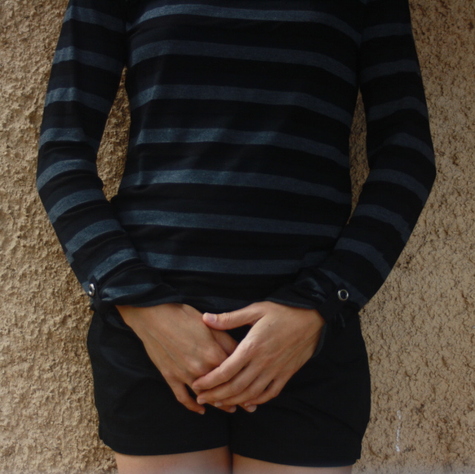 D13_haut_ray_noir_002_large