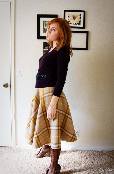 Linda_hop_skirt_side_large