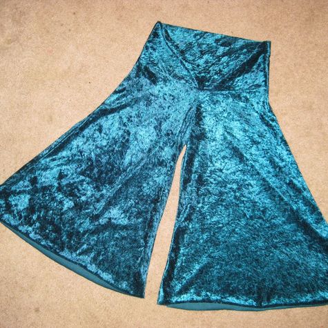 Tealvelvetdancepants1_large