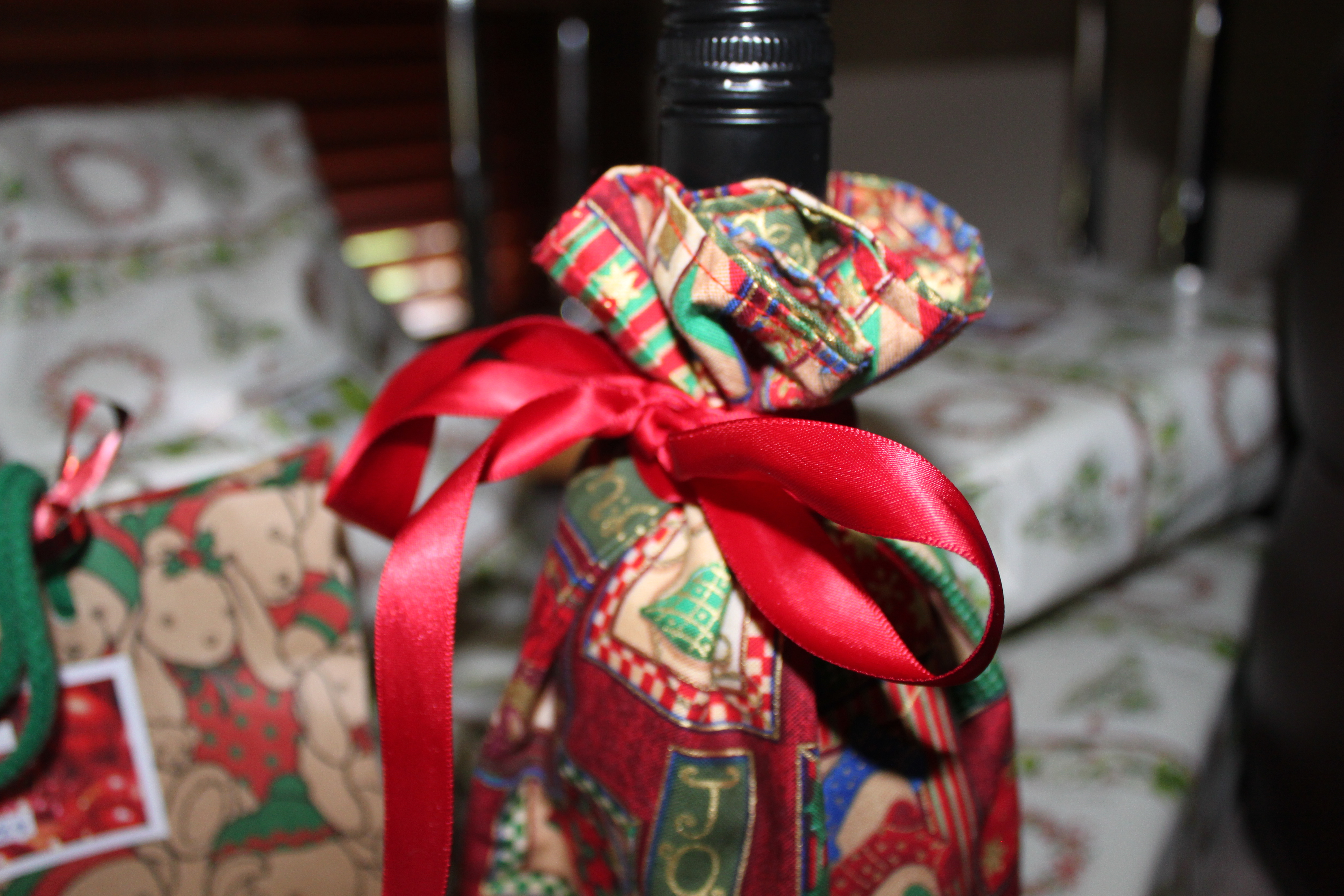 Christmas Wine Bottle Cover Sewing Projects