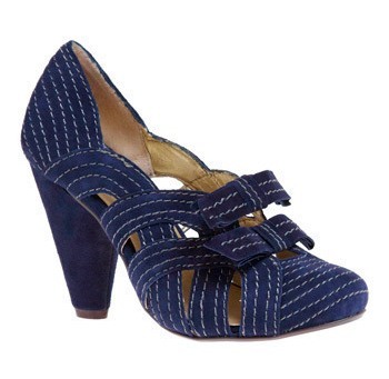 Seychelles_in_with_the_new_heel_in_navy_large