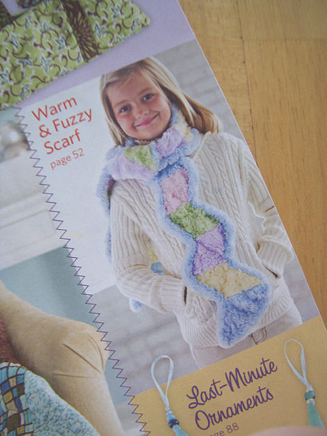 Zigzag_minkee_scarf_large