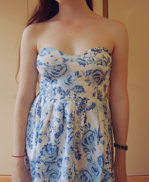 Blue-floral-dress-1_large