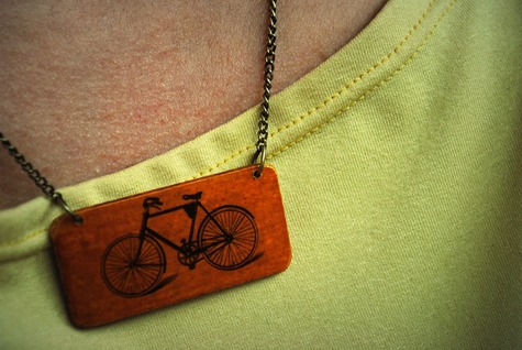 Bike_necklace_large