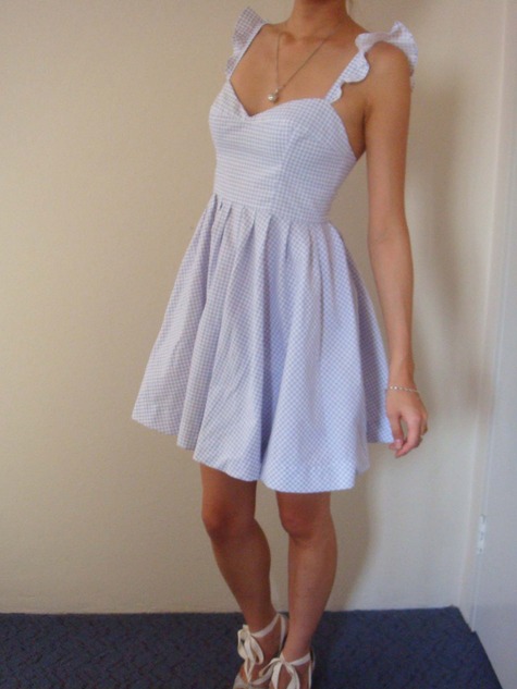 Curtain_dress_1_large