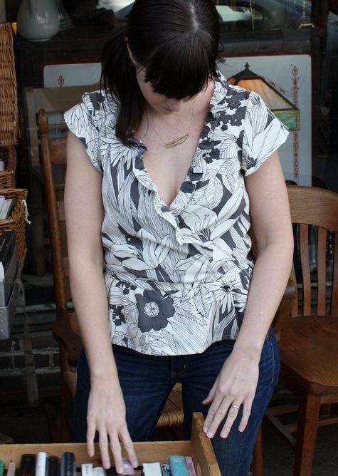 Flowershirt2_large