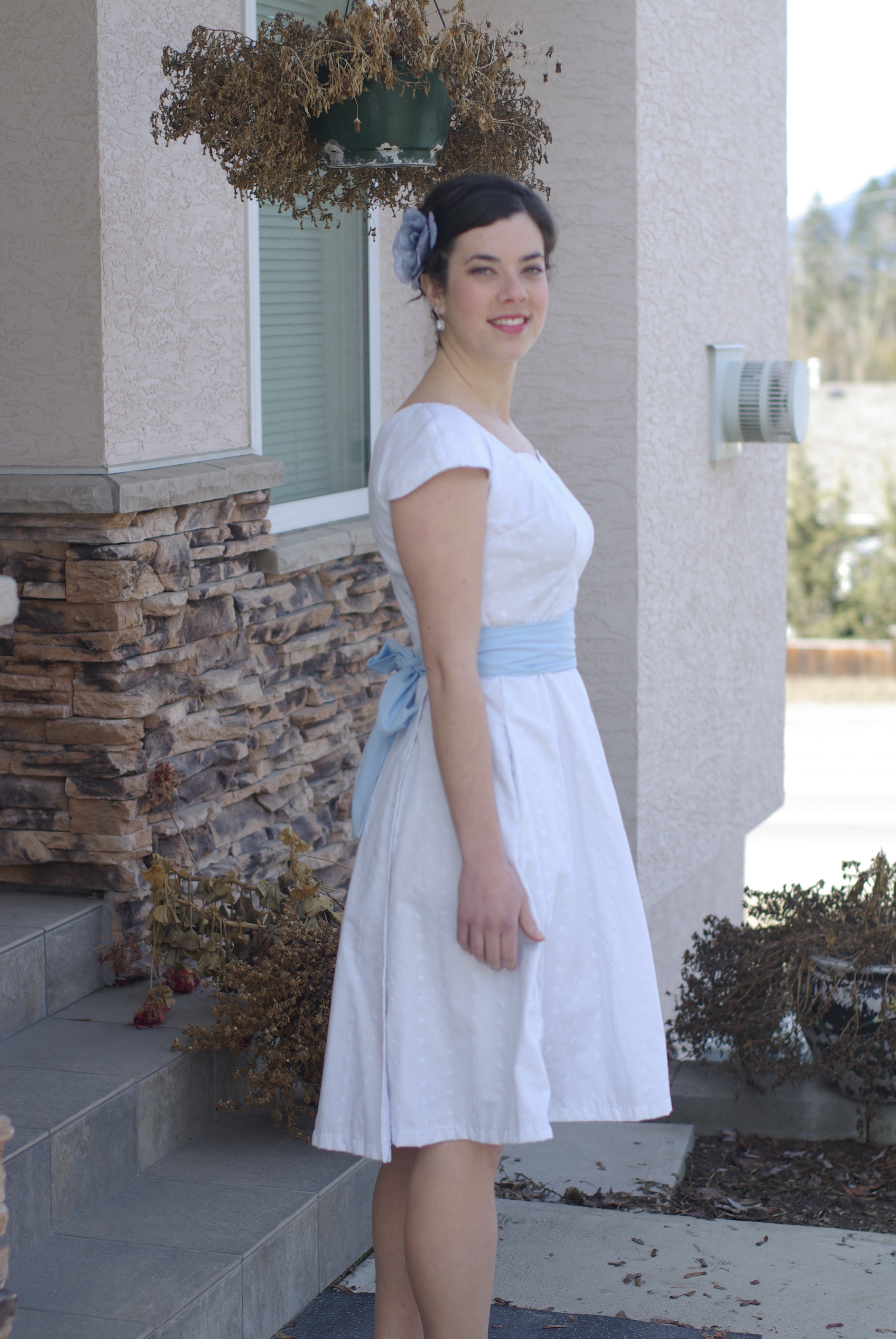 Girls in White Dresses With Blue Satin Sashes – Sewing Projects ...