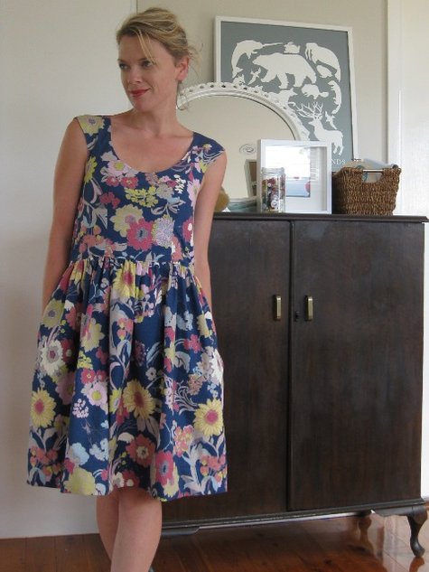 Modern floral dress – Sewing Projects | BurdaStyle.com