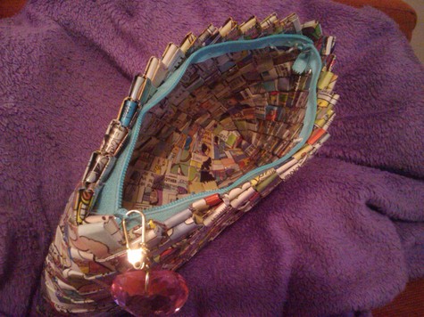 Comic_book_clutch_purse_-_inside_large