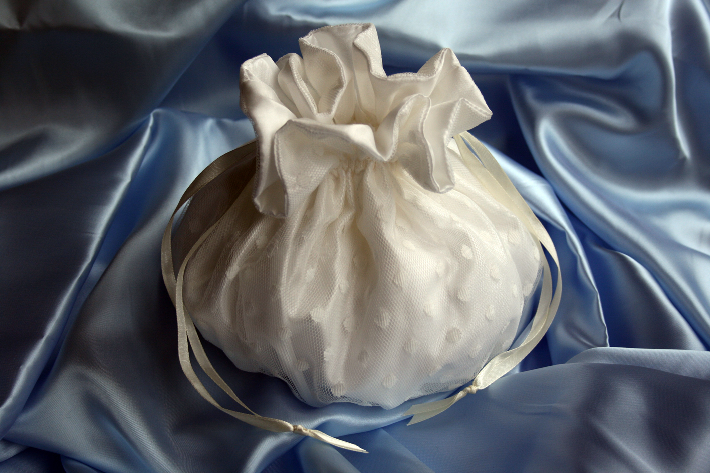 Bridal dolly bag – Sewing Projects | BurdaStyle.com