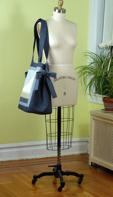 Tote_side_11_large