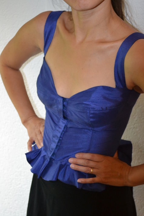 Lace_top_and_corsage_008_large
