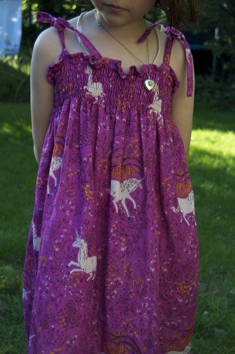 Unicorn_dress_model_large