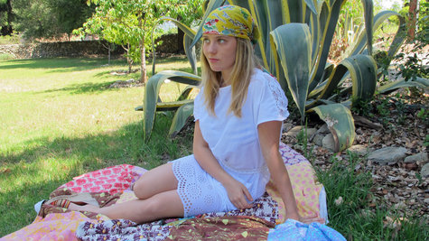 Izzywhitetunic2_large
