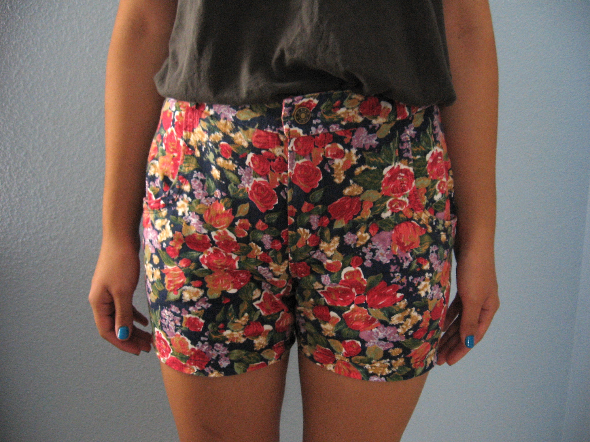 Highwaisted Floral Shorts Sewing Projects