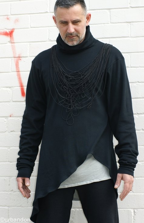 Draped_tunnel_neck_shirt_by_urbandon_medium_01_large