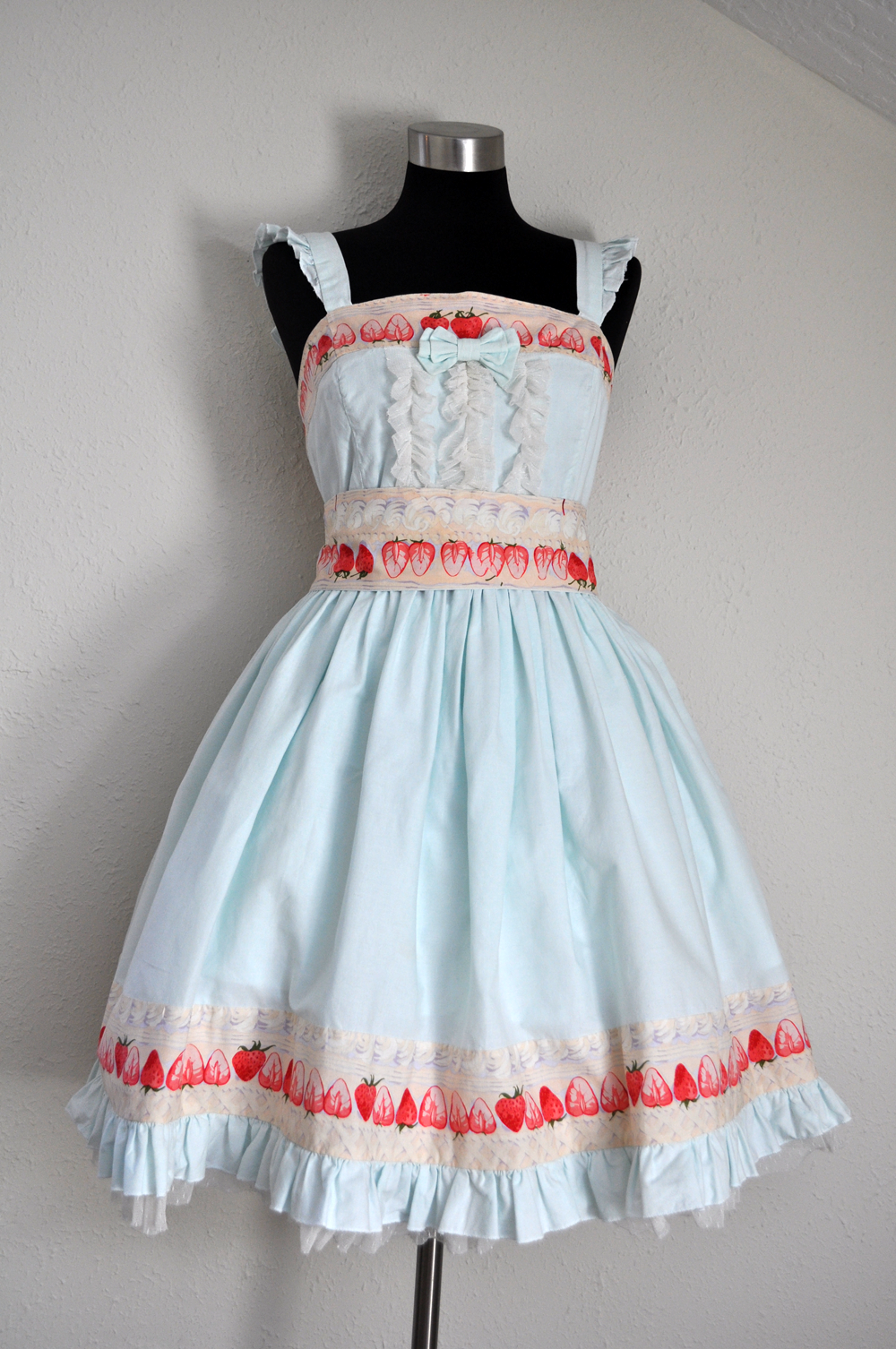 Strawberries and Cream Lolita JSK – Sewing Projects | BurdaStyle.com