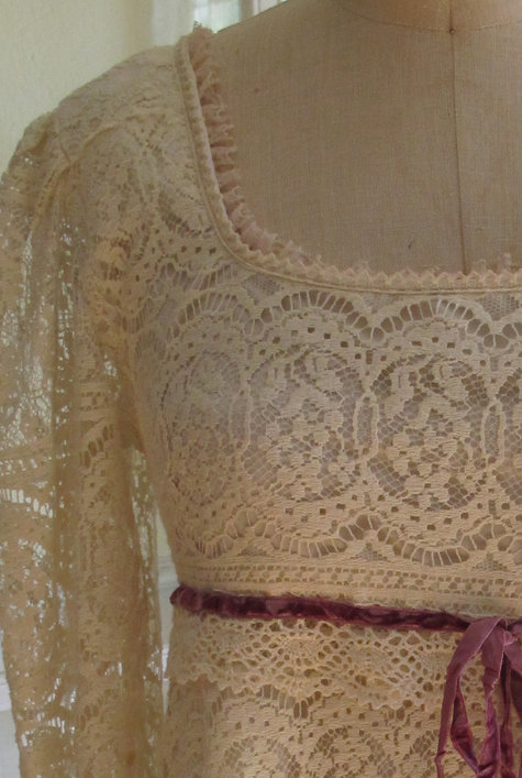 Lacedressdetail_large