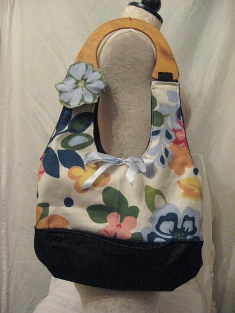 Oval_floralbagondressform_large