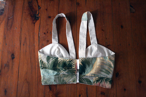 Crop_top_back_large