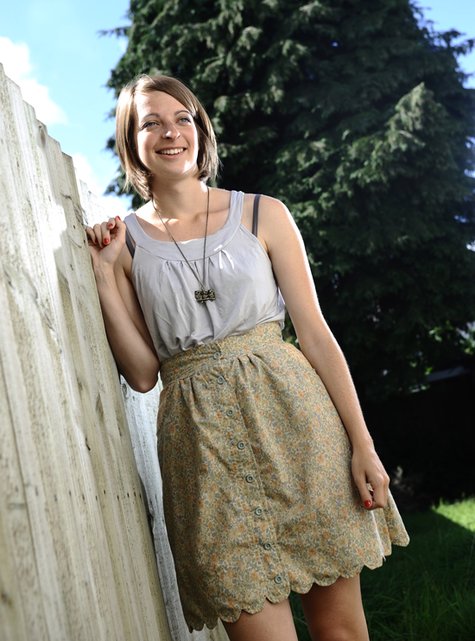 Scallopedskirt_1_large
