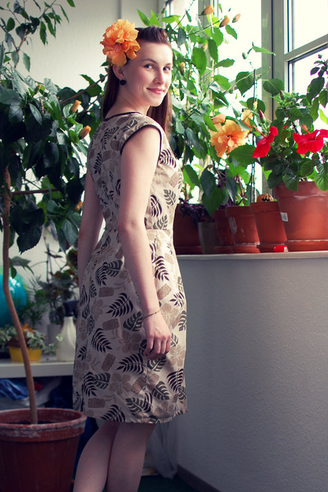 Tiki_vogue03_large