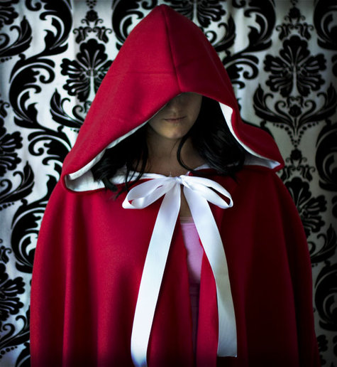 Red_riding_hood_cape_large