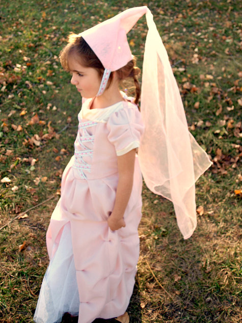 Pretty_princess_costume_-_sabrina_alery_cu4_large