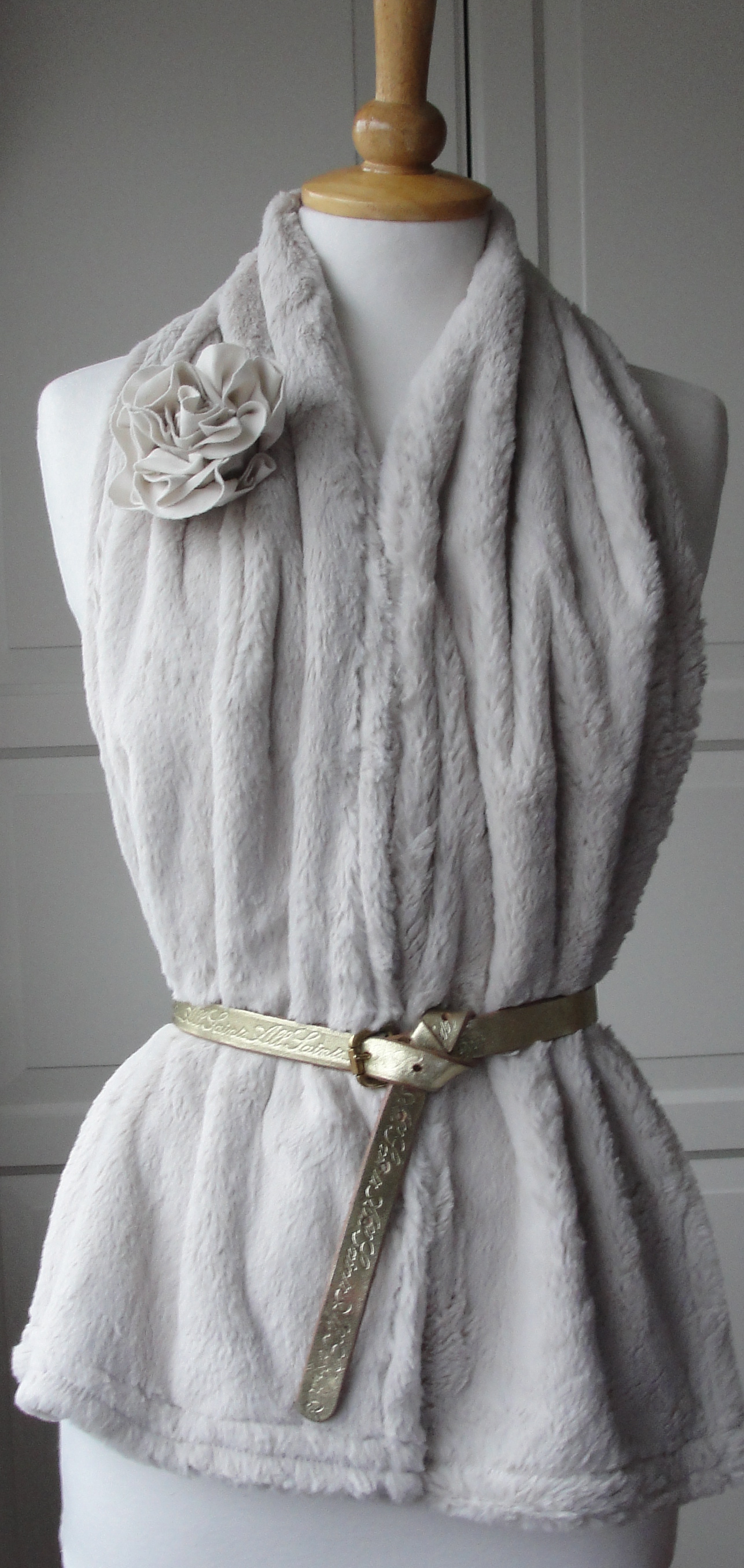 AW11 FAUX FUR SNOODS AND SCARVES – Sewing Projects | BurdaStyle.com