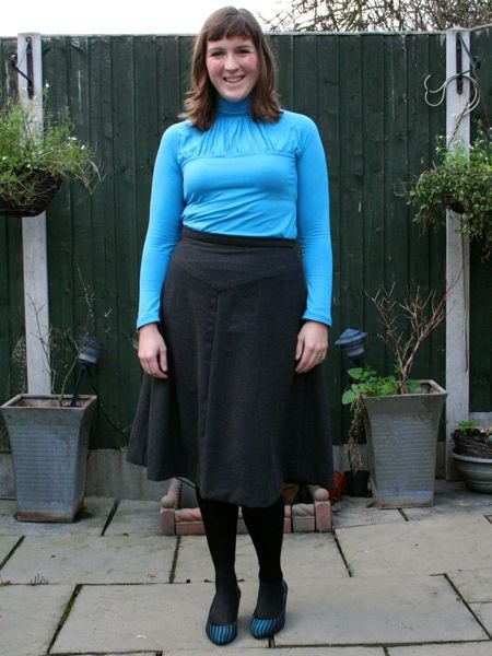 Grey_midi_skirt_-_all_smiles_large