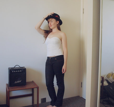 White-contour-top-r_large