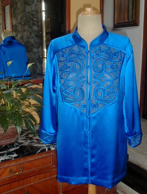 Blue_tunic-3_large