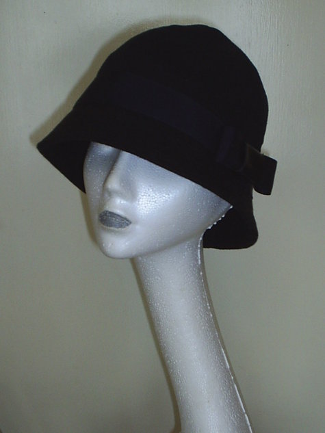 Cloche_-classic_trendy_119__large
