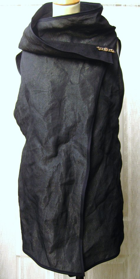 Cotton_and_metal_blend_waistcoat_by_urbandon_womenswear_2__large