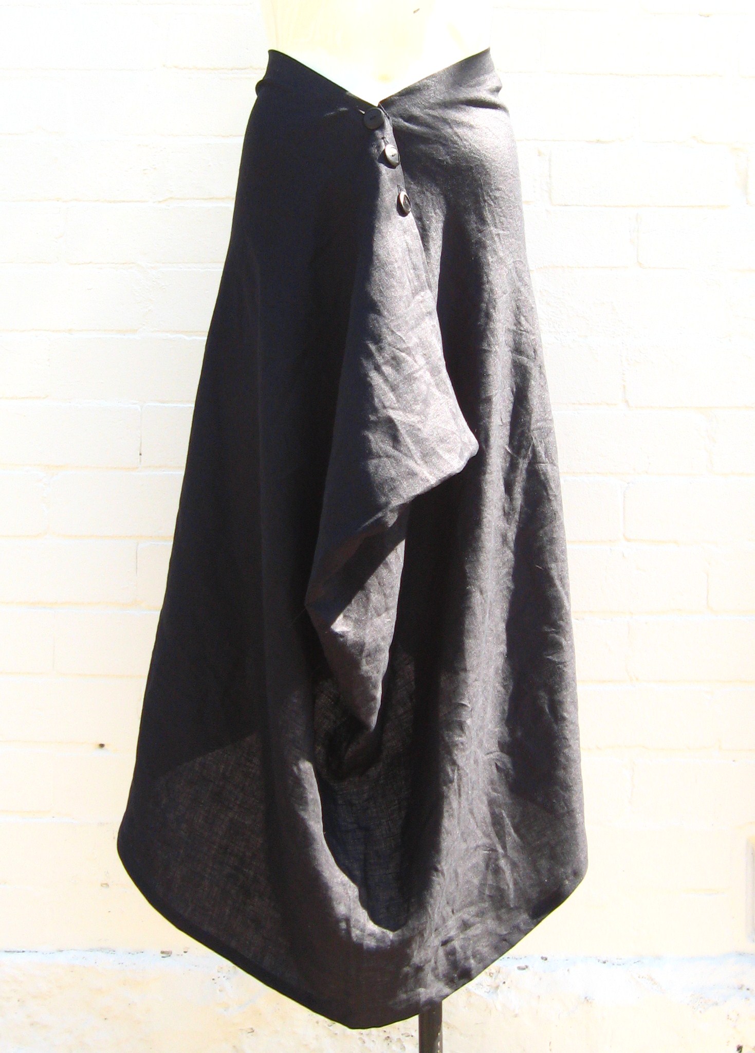 Draped skirt in linen Sewing Projects